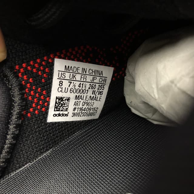Yeezy 350 V2 | Yupoo Rep Sneakers (Ref 635) image 9