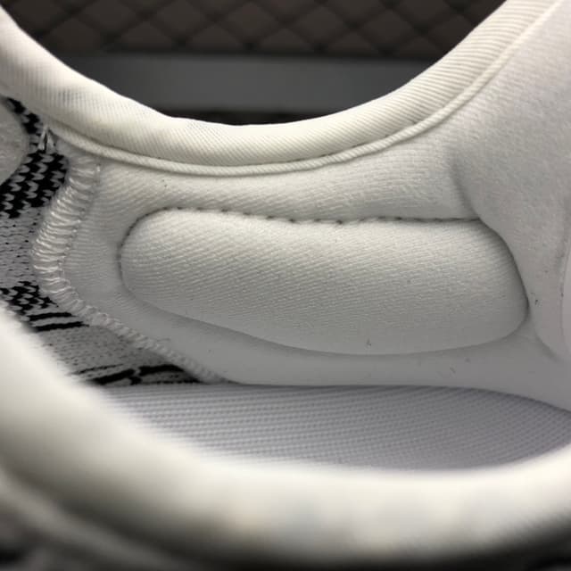 Yeezy 350 V2 | Yupoo Rep Sneakers (Ref 555) image 10