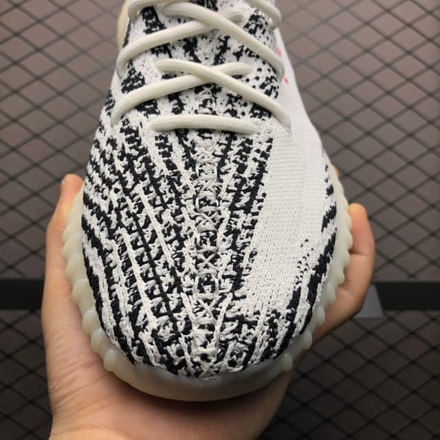 Yeezy 350 V2 | Yupoo Rep Sneakers (Ref 555) image 8
