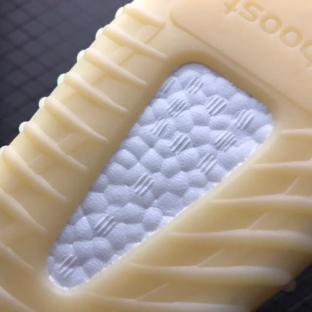 Yeezy 350 V2 | Yupoo Rep Sneakers (Ref 630) image 15