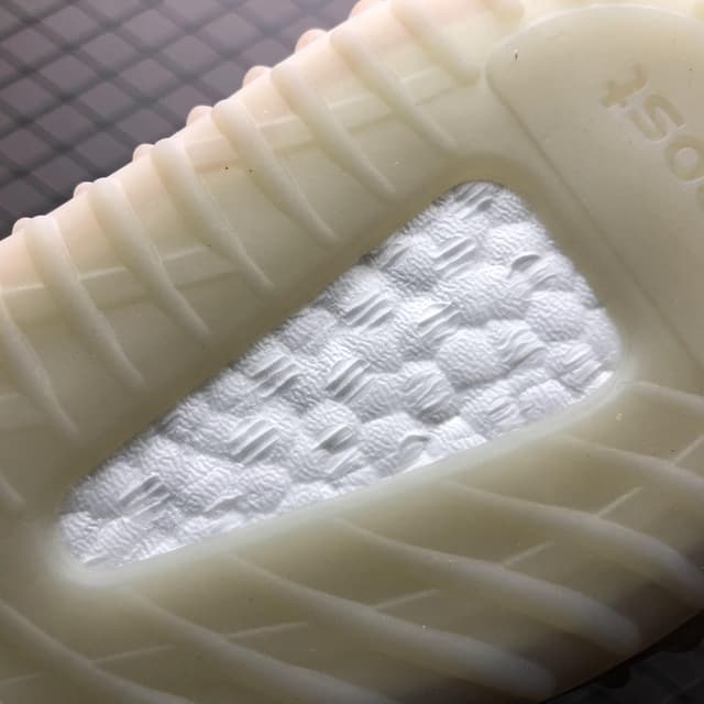 Yeezy 350 V2 | Yupoo Rep Sneakers (Ref 606) image 11
