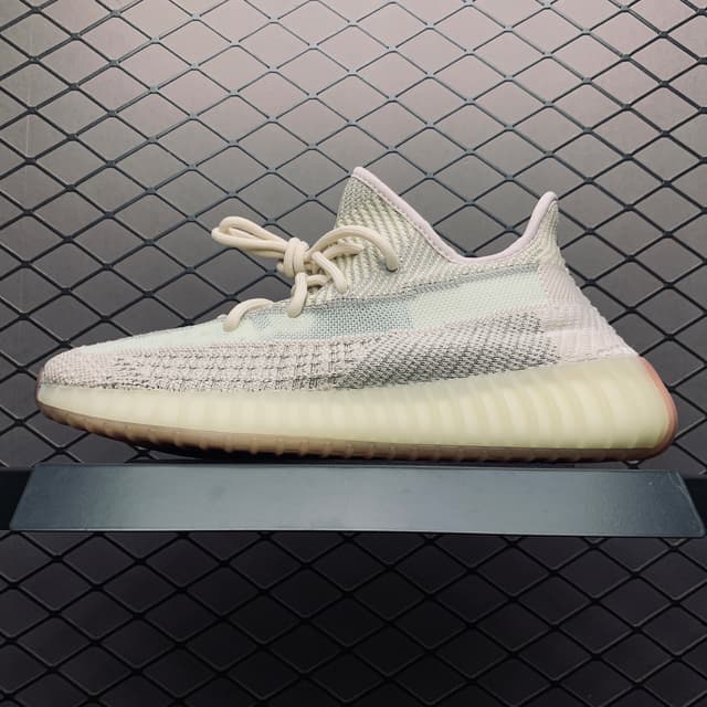 Yeezy 350 V2 | Yupoo Rep Sneakers (Ref 556) image 2
