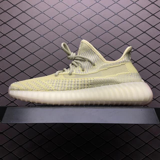 Yeezy 350 V2 | Yupoo Rep Sneakers (Ref 632) image 1