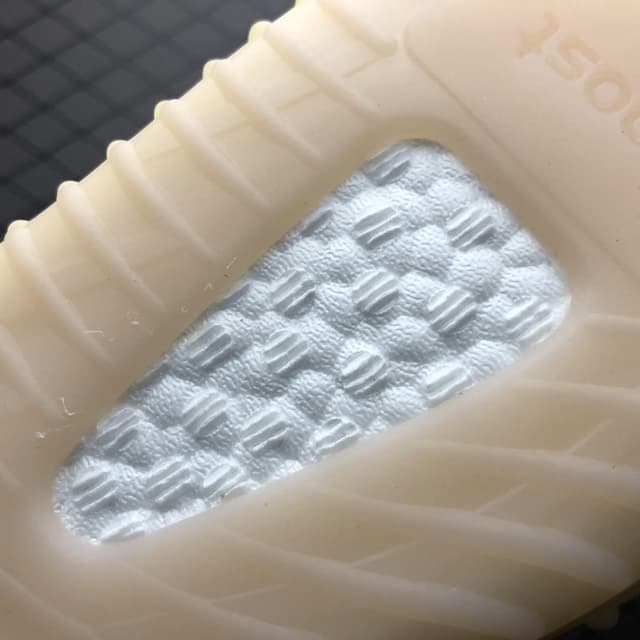 Yeezy 350 V2 | Yupoo Rep Sneakers (Ref 633) image 12