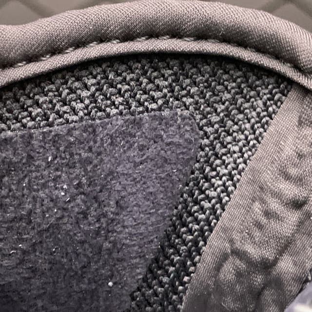 Yeezy 350 V2 | Yupoo Rep Sneakers (Ref 543) image 11