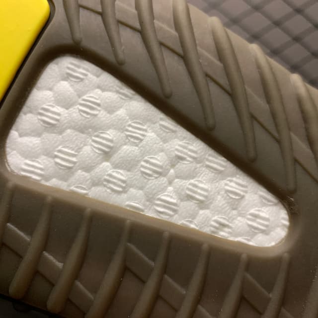 Yeezy 350 V2 | Yupoo Rep Sneakers (Ref 543) image 30