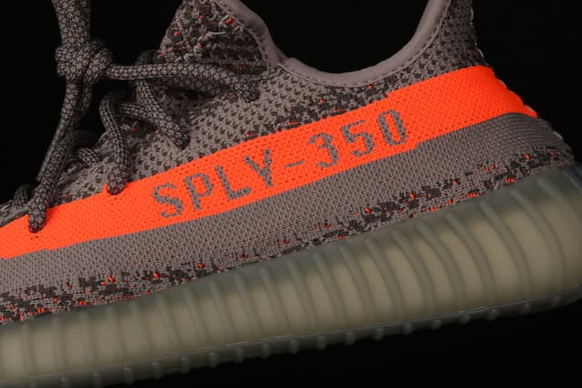 Yeezy 350 V2 | Yupoo Rep Sneakers (Ref 572) image 10