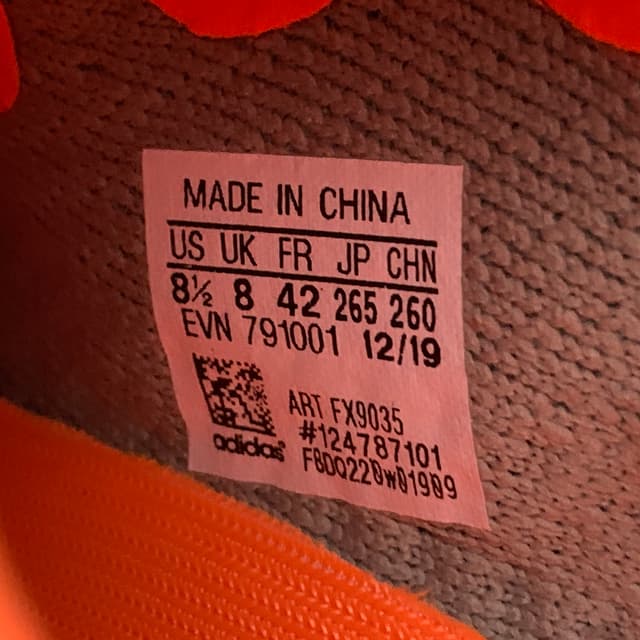 Yeezy 350 V2 | Yupoo Rep Sneakers image 19