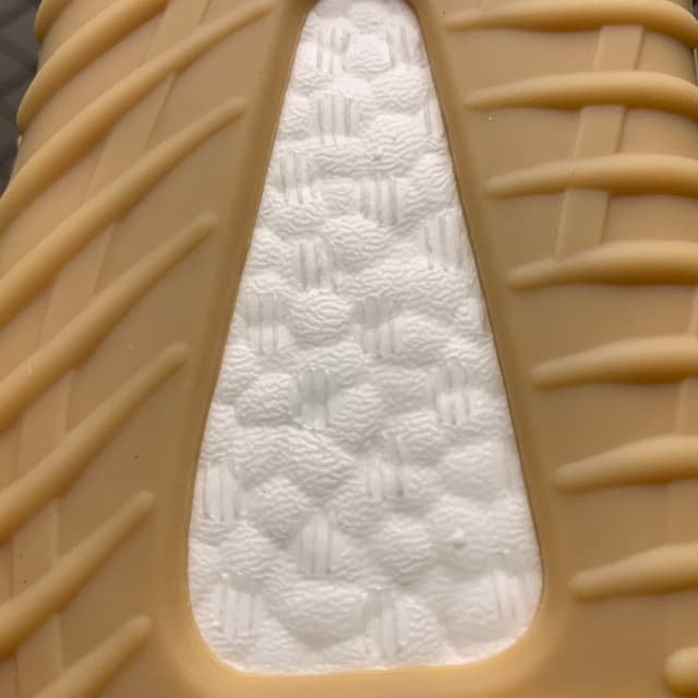 Yeezy 350 V2 | Yupoo Rep Sneakers (Ref 625) image 13