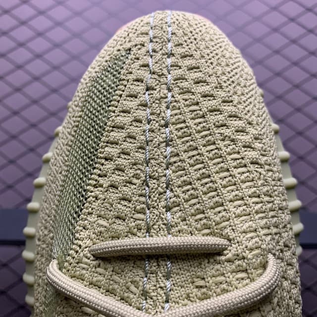 Yeezy 350 V2 | Yupoo Rep Sneakers (Ref 625) image 7