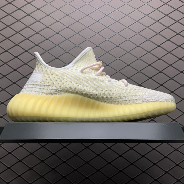 Yeezy 350 V2 | Yupoo Rep Sneakers (Ref 597) image 3