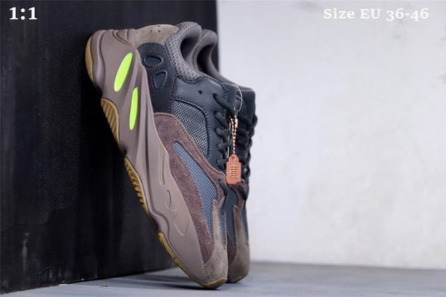 Yeezy Adida Yeezy 700 | Yupoo Rep Sneakers (Ref 549) image 3