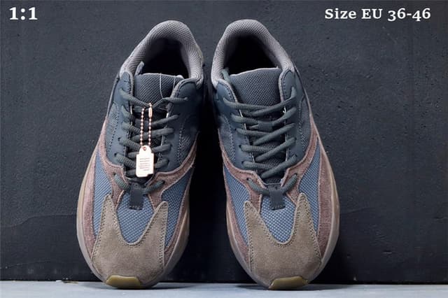 Yeezy Adida Yeezy 700 | Yupoo Rep Sneakers (Ref 549) image 4