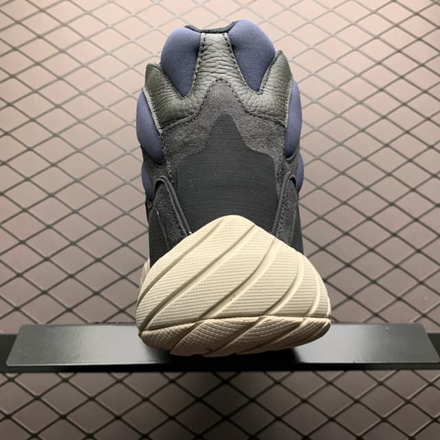Yeezy 500 | Yupoo Rep Sneakers (Ref 584) image 2
