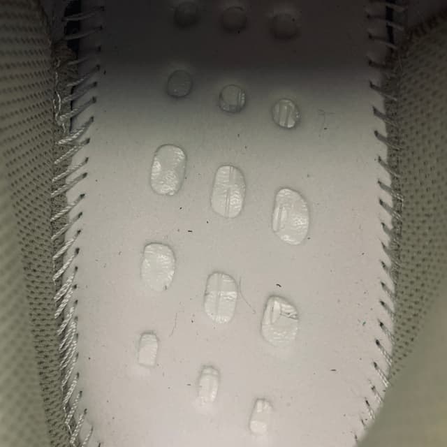 Yeezy 700 V2 | Yupoo Rep Sneakers image 11