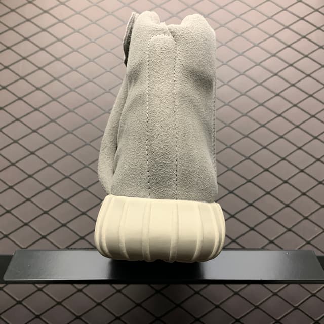 Yeezy 750 Boost | Yupoo Rep Sneakers (Ref 577) image 2