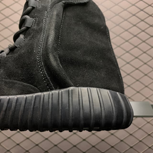 Yeezy 750 Boost | Yupoo Rep Sneakers (Ref 620) image 4
