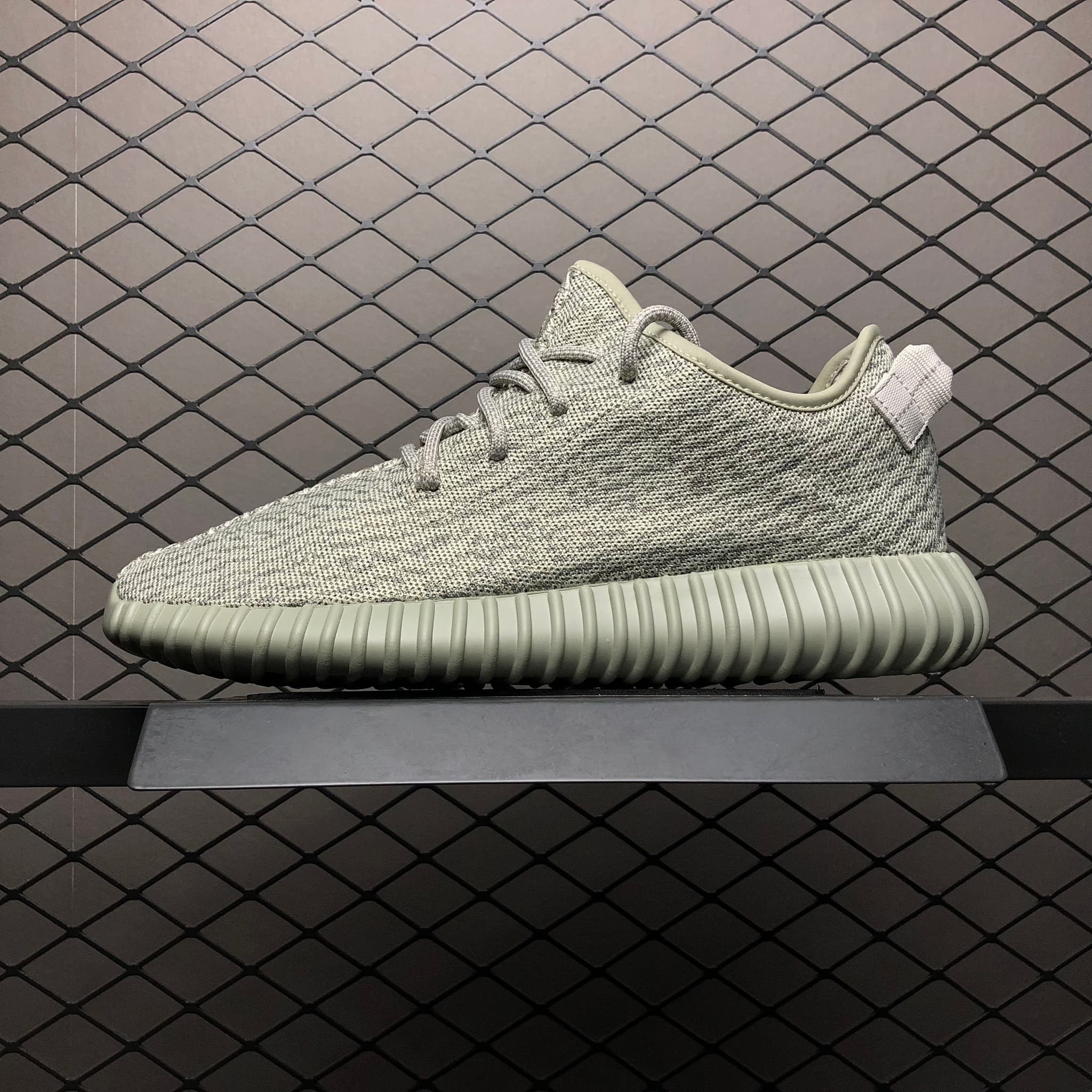 Yeezy Boost 350 | Yupoo Rep Sneakers image 1