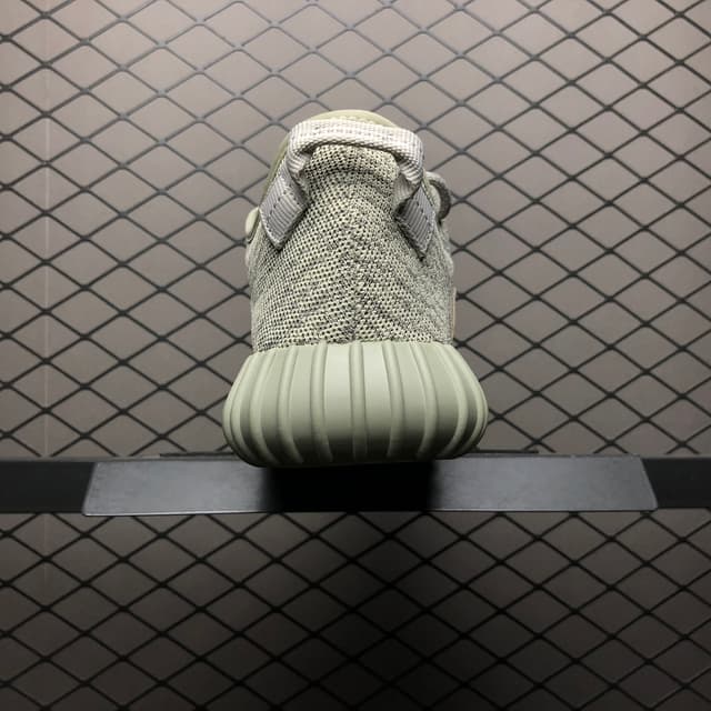 Yeezy Boost 350 | Yupoo Rep Sneakers image 2