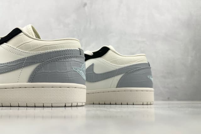 Air Jordan 1 Low "White Grey Black" | Yupoo Rep Sneakers image 8