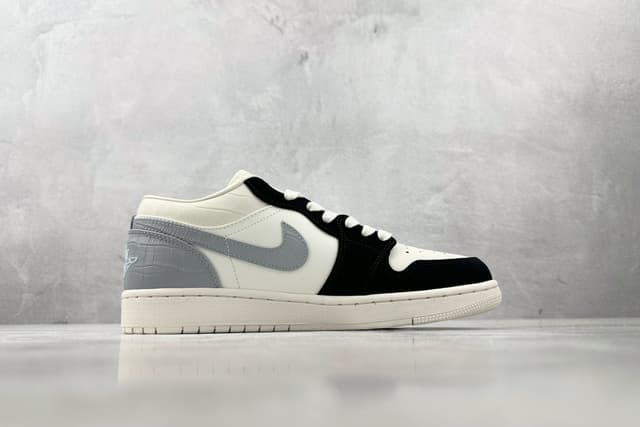 Air Jordan 1 Low "White Grey Black" | Yupoo Rep Sneakers image 2