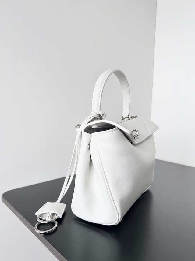 Balenciaga | Rodeo Mini - 22.8cm Slouchy Calf Leather | Yupoo Rep Bags image 3