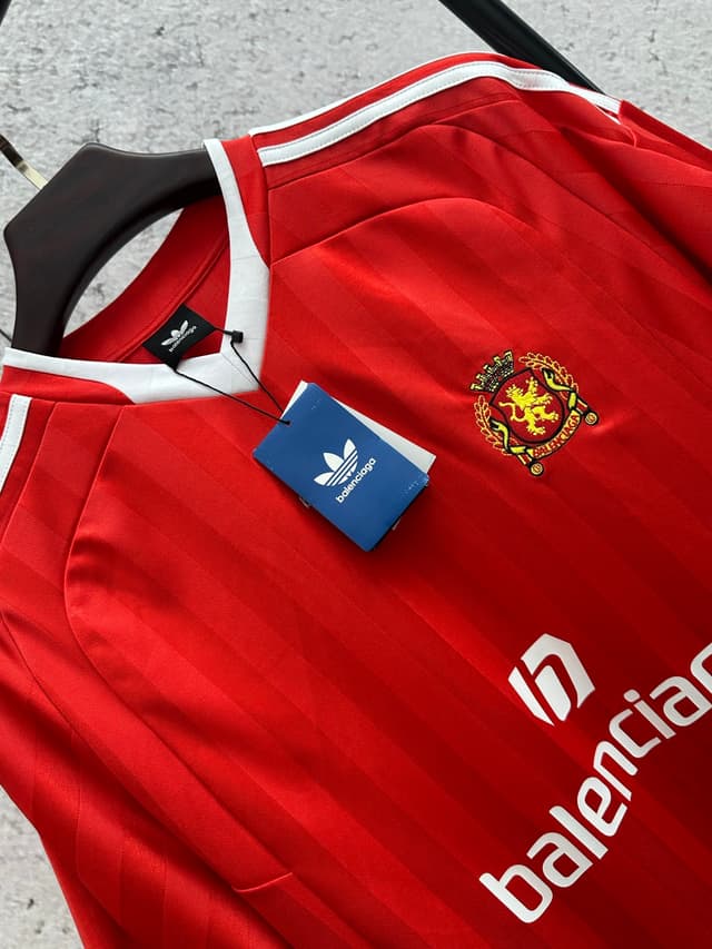Clothes| Balenciaga X Adidas Man Utd Jersey - Limited | Yupoo Rep Clothing image 7
