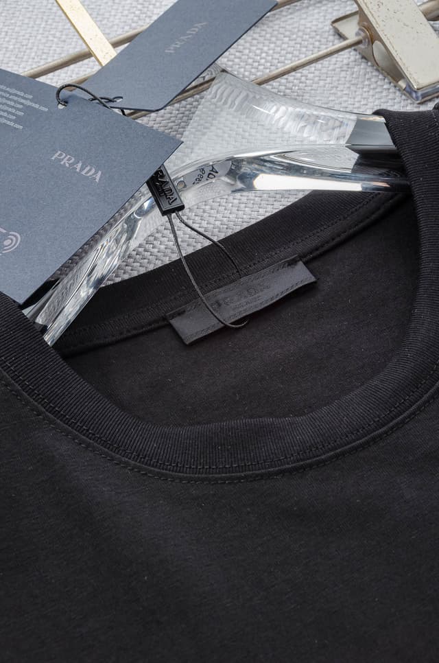 Prada | 2025Ss Cotton Tee - Triple-Label Essential | Yupoo Rep Clothing image 7