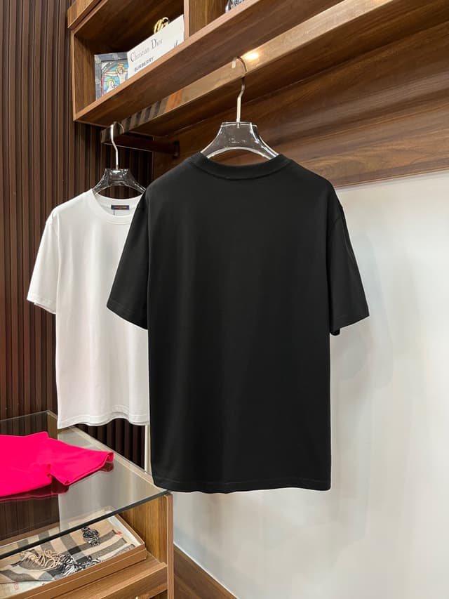 Prada | Men's Cotton T-Shirt - 2025 Summer Collection | Yupoo Rep Clothing image 5