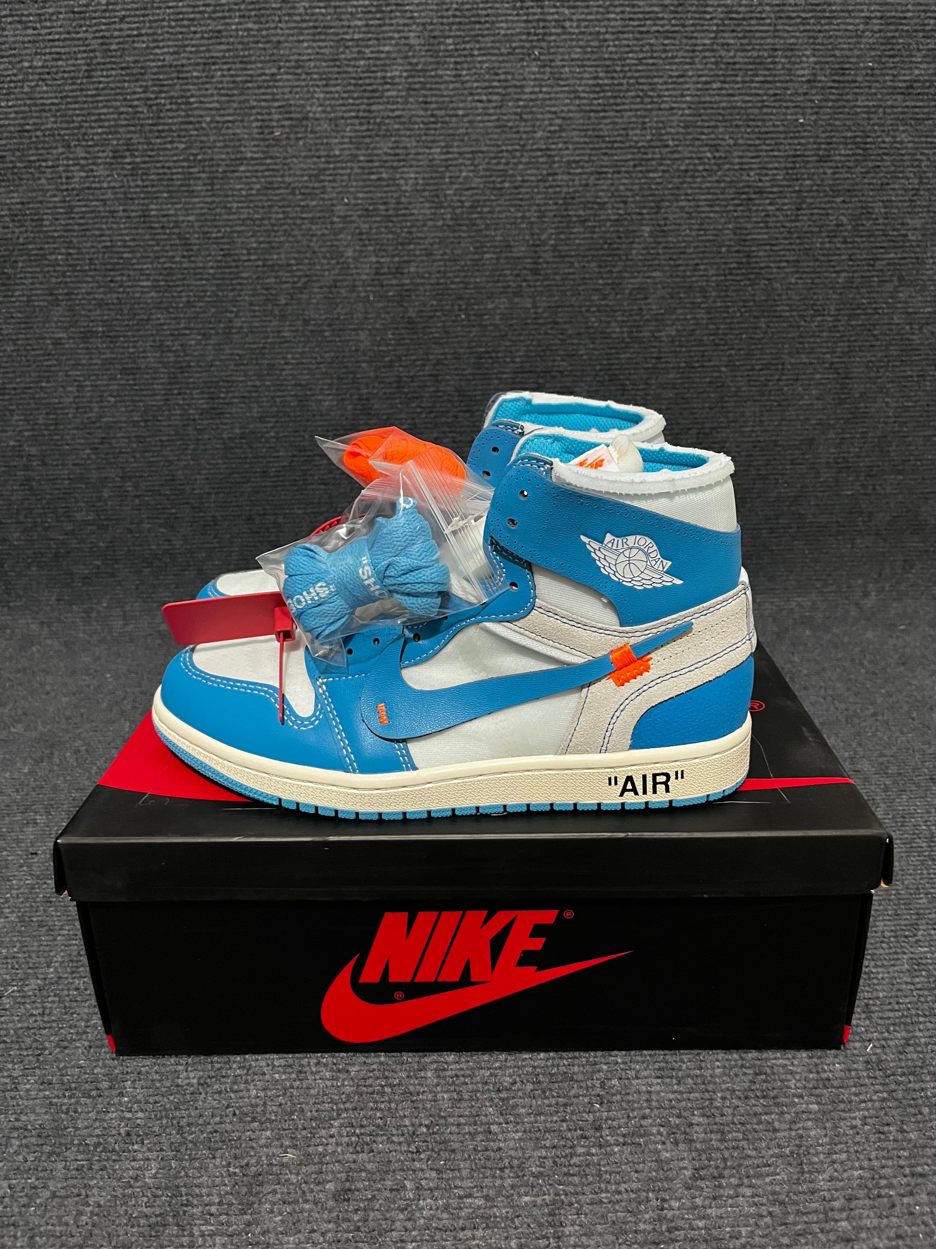 Off-White X Jordan Air Jordan 1 Retro High Og YupooPA Air Jordan Sneakers