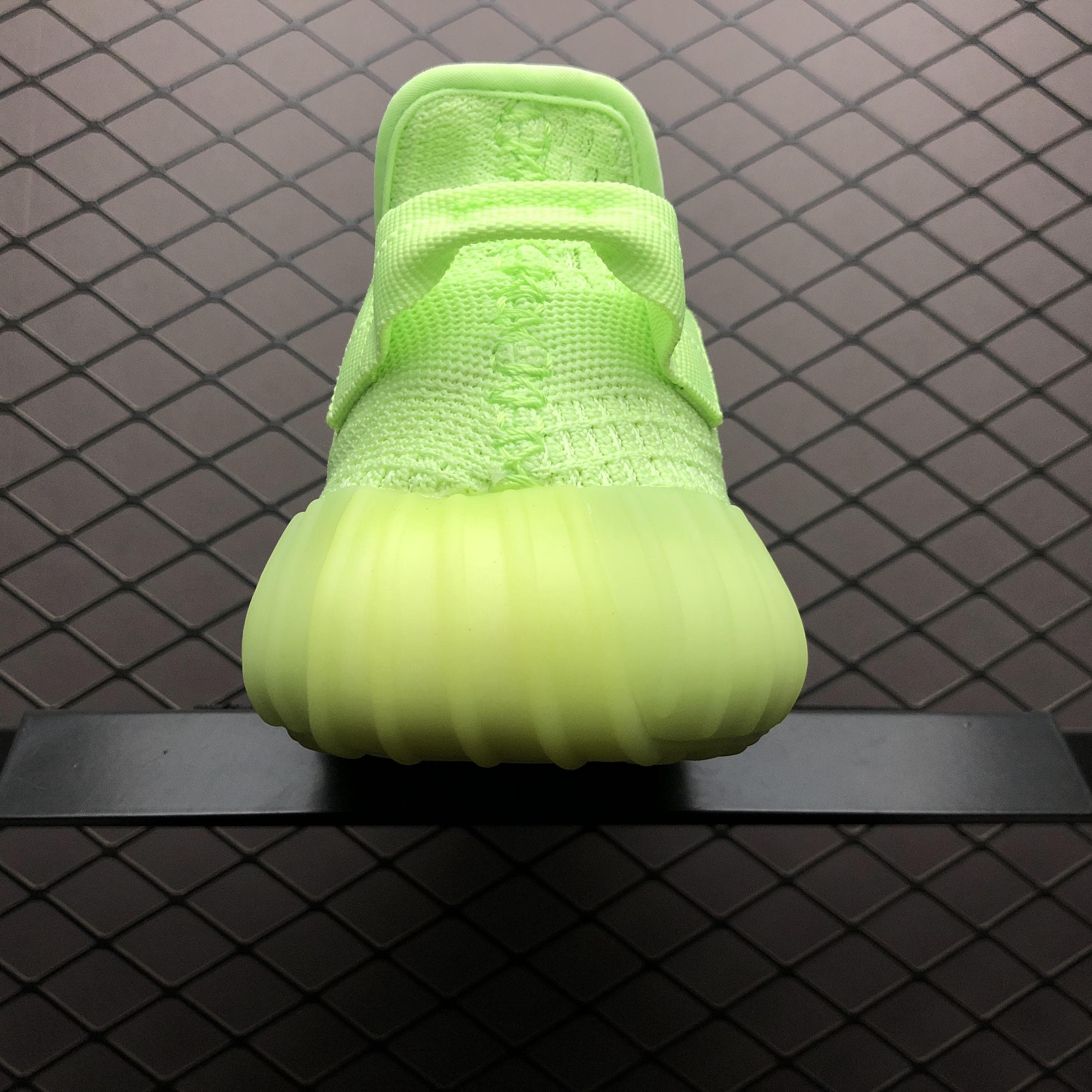 YupooPA Shoes: Premium Yeezy Yupoo Sneakers image 2