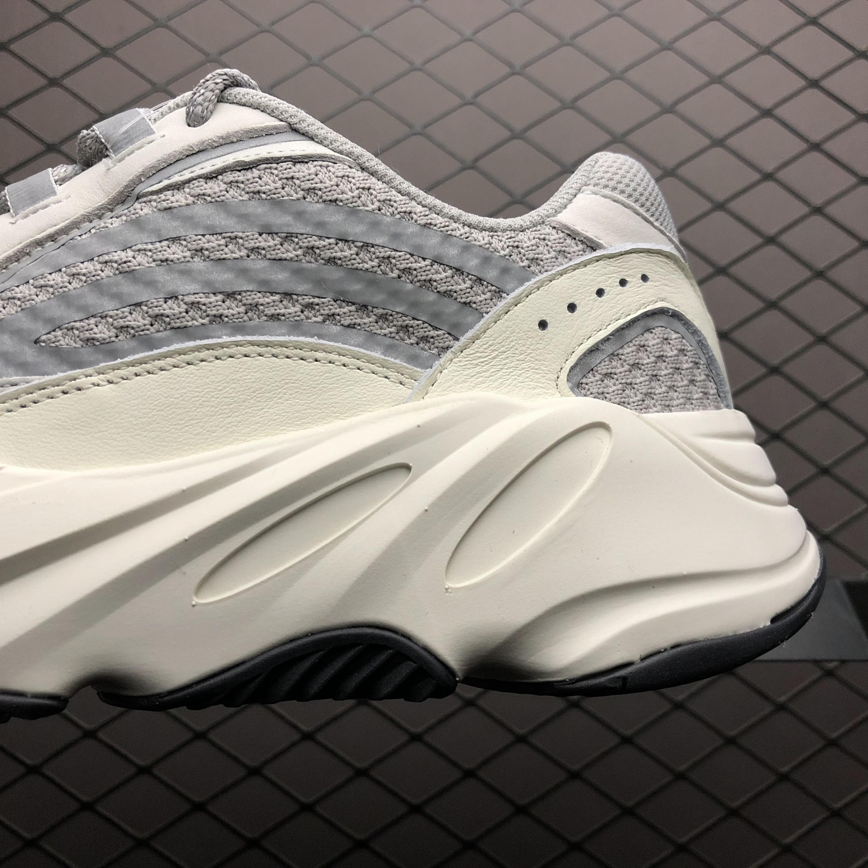 YupooPA Shoes: Premium Yeezy Yupoo Sneakers image 4