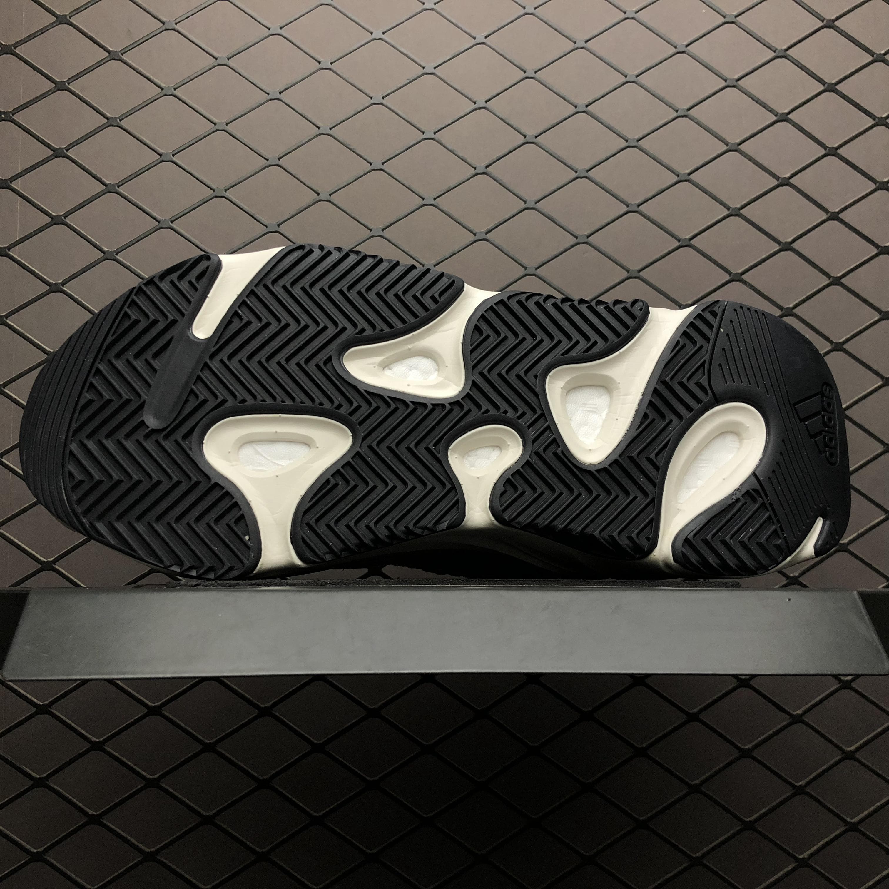 YupooPA Shoes: Premium Yeezy Yupoo Sneakers image 5